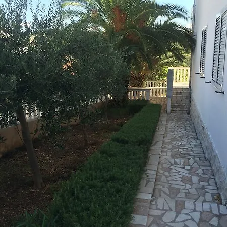 شقة Suz-ana تروغير